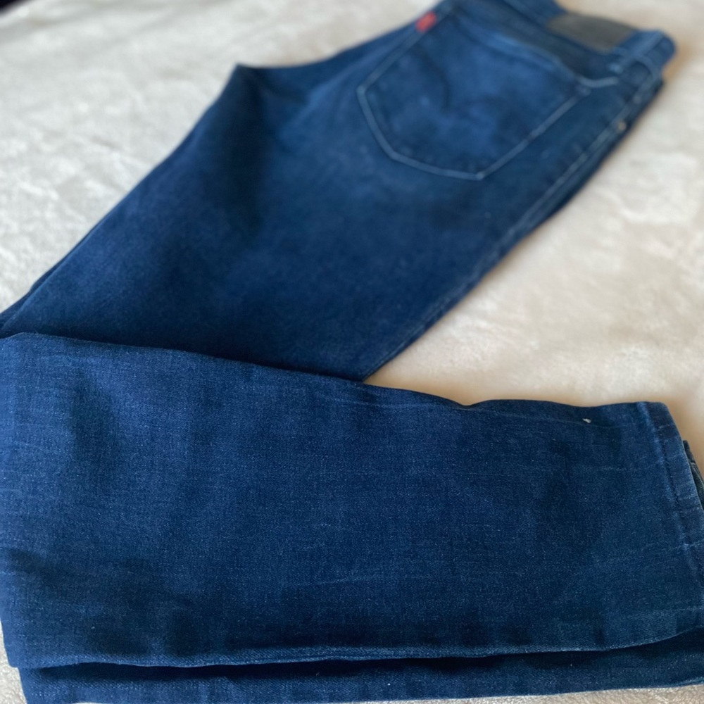 711 blue levis